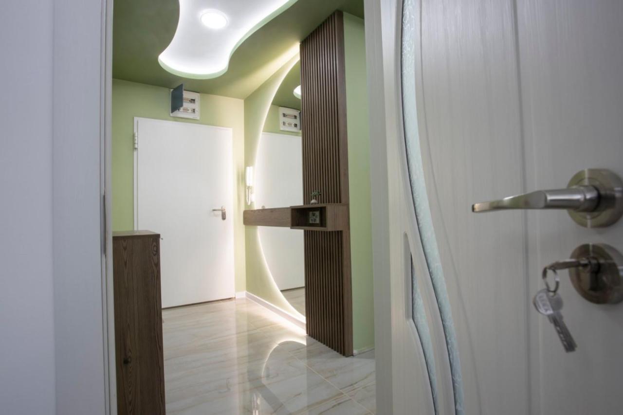 Апартамент За Гости Ивви-2 Apartment Burgas Bagian luar foto